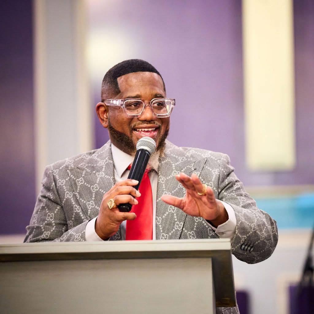 Bishop Robert Nichols Jr. preaching